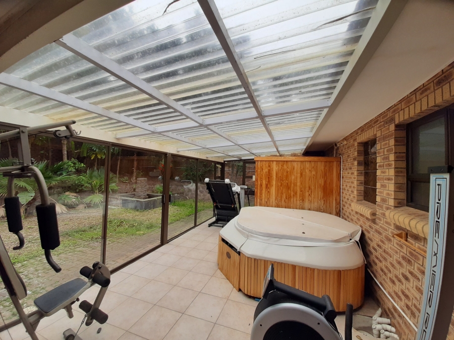 5 Bedroom Property for Sale in Abbotsford Eastern Cape